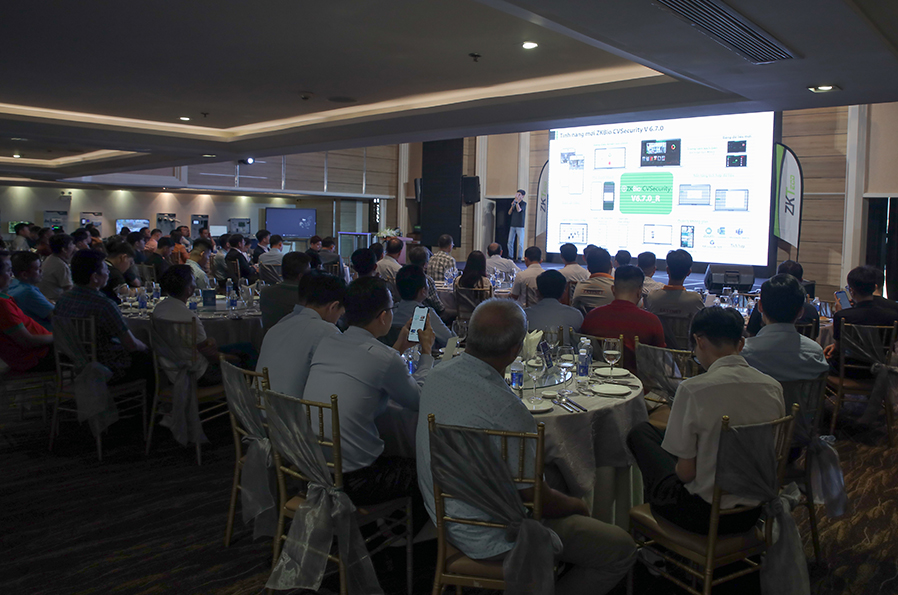 zkteco-tid-to-chuc-thanh-cong-hoi-thao-giai-phap-an-ninh-quan-ly-thong-minh-2026-3.jpg zkteco-tid-to-chuc-thanh-cong-hoi-thao-giai-phap-an-ninh-quan-ly-thong-minh-2026-3.jpg